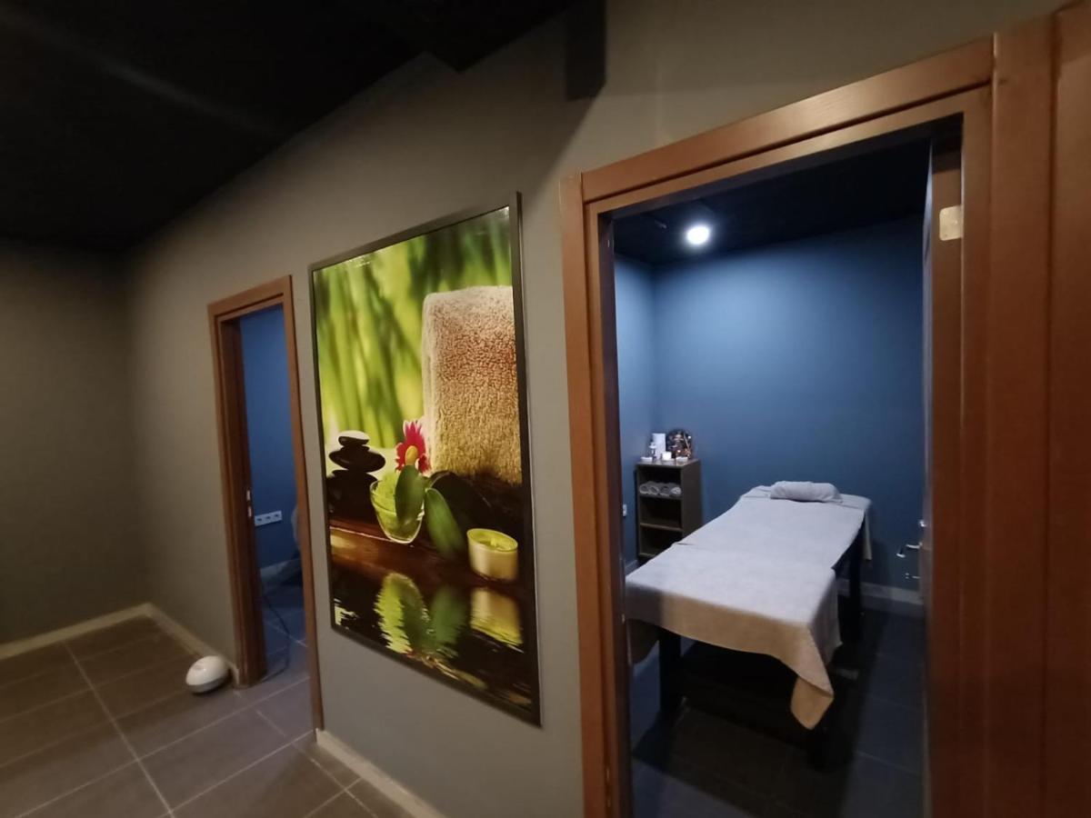 Grand Park Hotel Istanbul City Center Bed And Breakfast Exterior photo